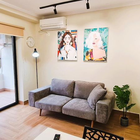 2V1 - Center Apartment 1 Тирана Екстер'єр фото